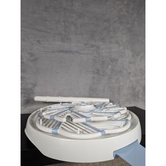 Munchkin White Countertop Drying Rack Baby Bottles Toys New Parent Gadget - Picture 8 of 9